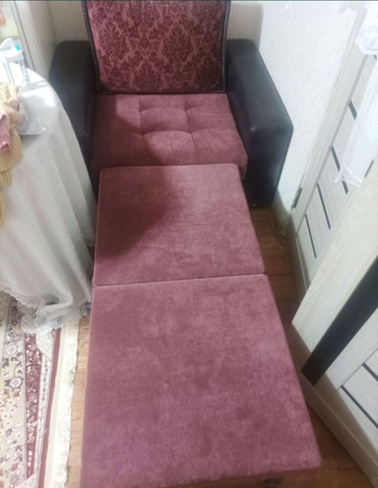 Продам диван,мини диван и кресло!