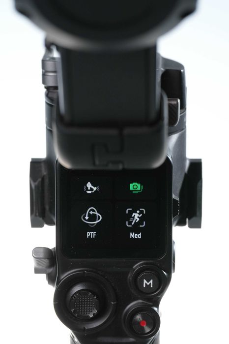 DJI Ronin RS 3 Pro – Отлично състояние, чисто нови рамена и мотори