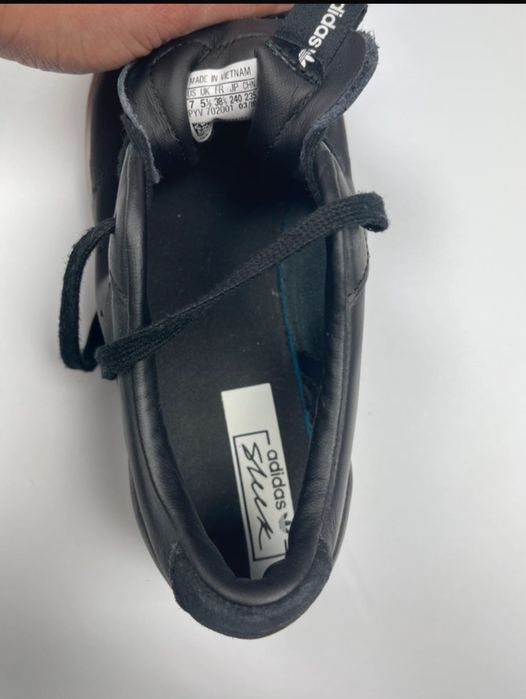 Adidasi adidas sleek