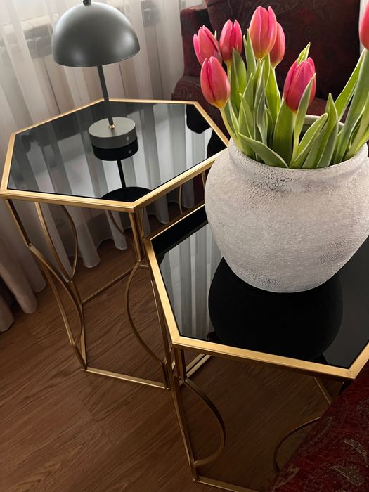 Set de măsuțe de accent