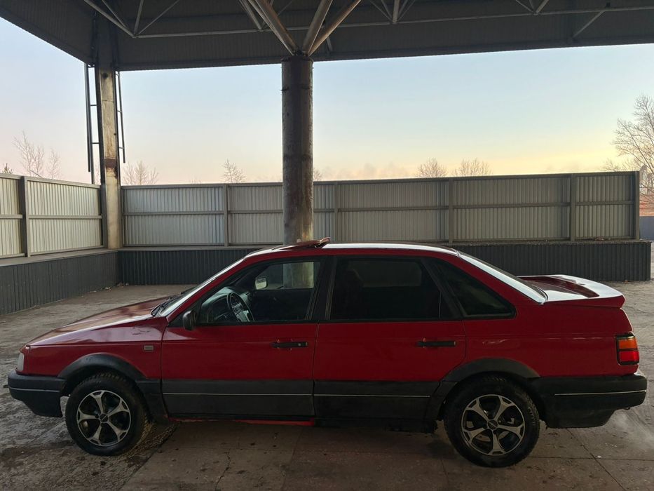 Продам Фольцваген Пасат б3 1991