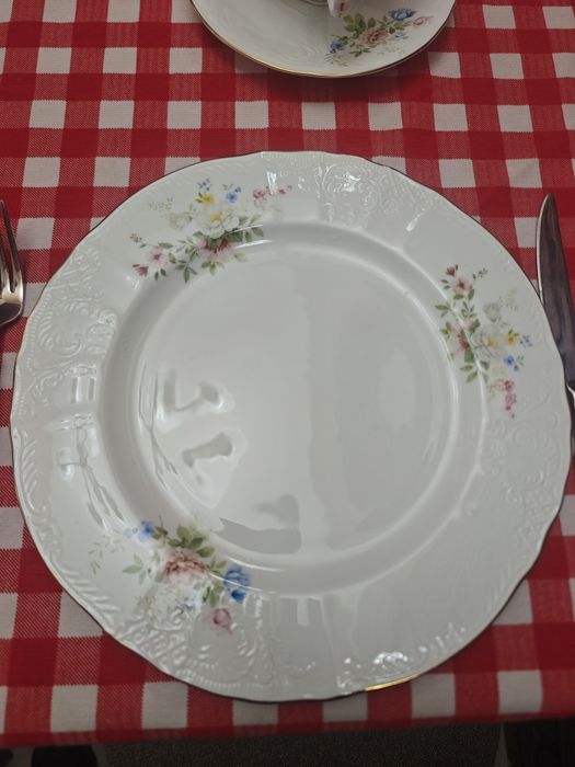 Продается сервиз