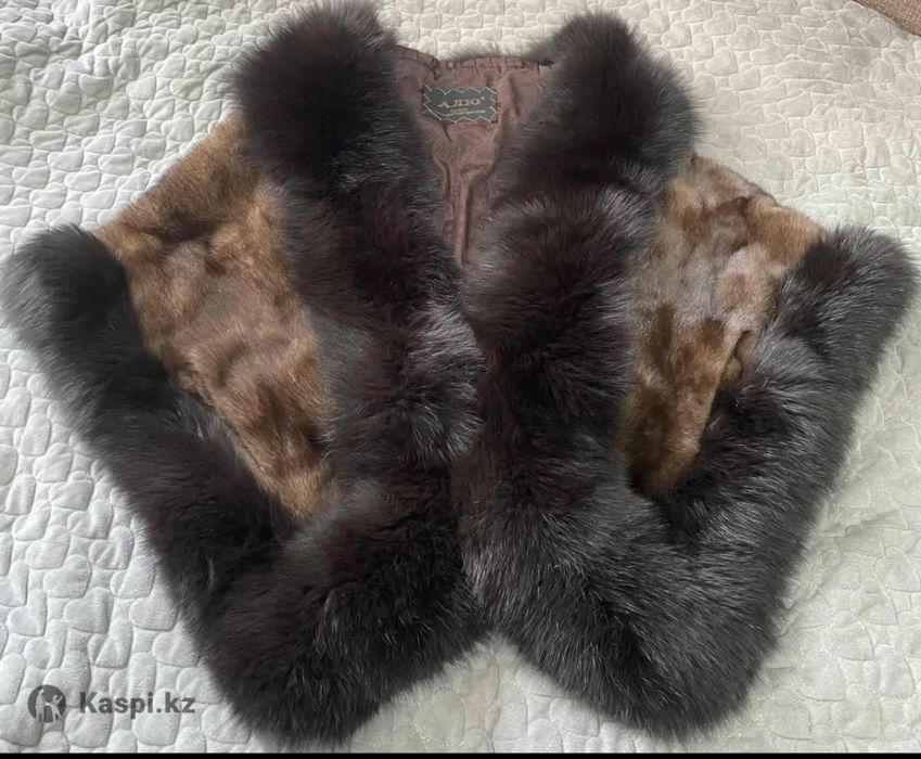 Срочно продам верхние одежды куртки, шубки