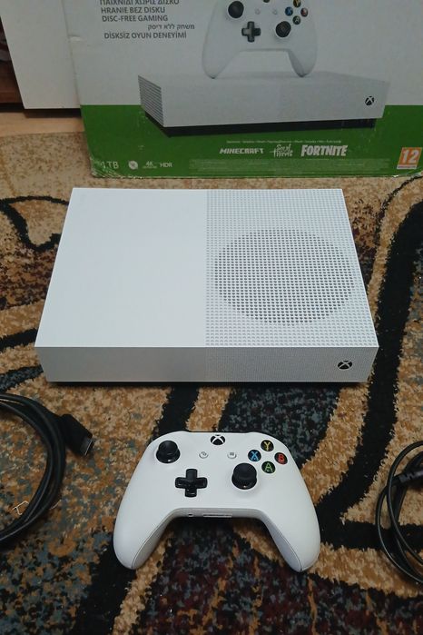 Xbox One S 1TB All Digital Nou-Nefolosit