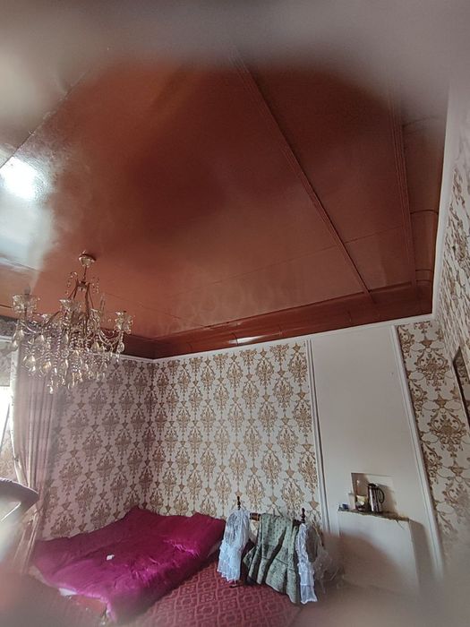 Ucashka sotiladi  8.7 sotix