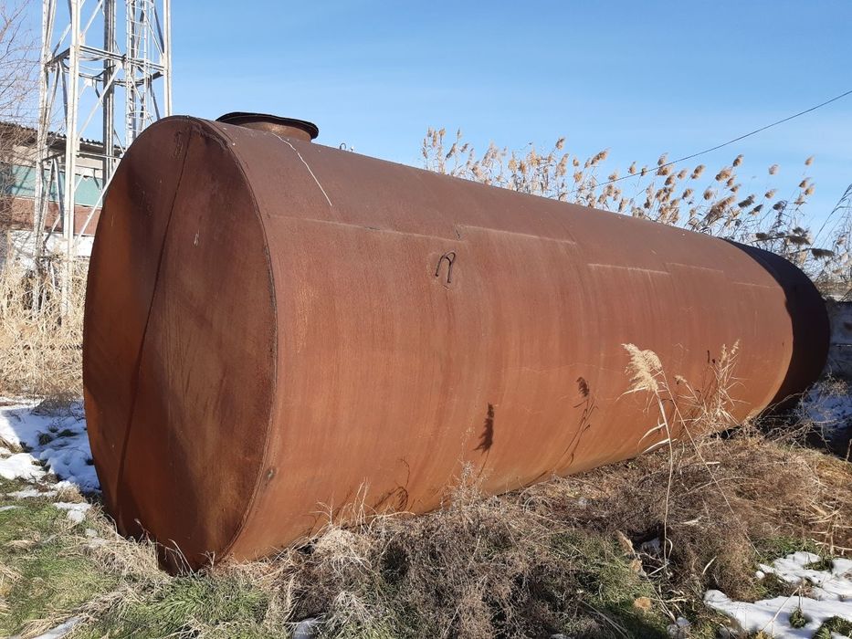 ЁМКОСТЬ бочка 50  кубовая.