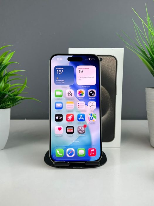 Телефон Apple iPhone 15 Pro 256GB