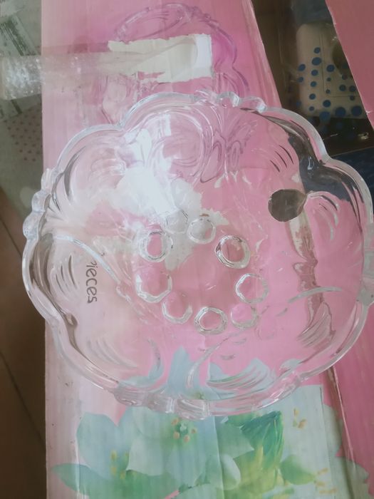 Продам электрический чайник,шкаф