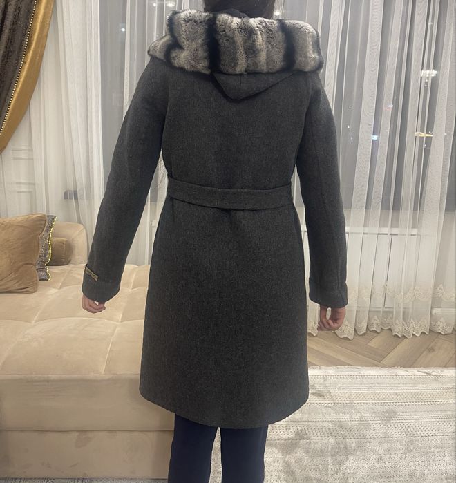 Продам пальто, почти новое