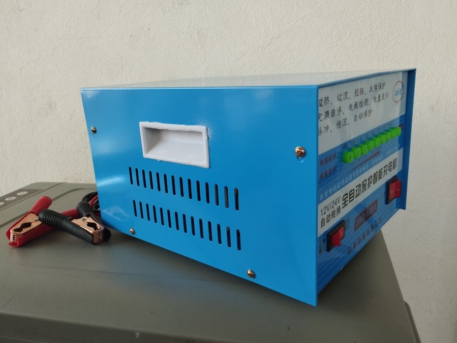 Зарядное устройство для аккумулятора автомобиля