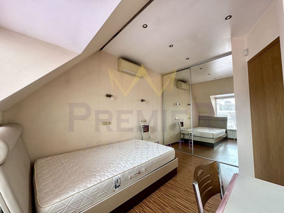 Продава се Четиристаен апартамент в Варна, Колхозен пазар - 200 кв.м за 816 €/кв.м - Снимка #4