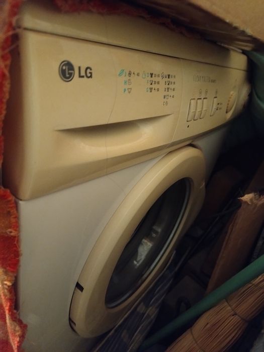Продам стиральные  автомат LG