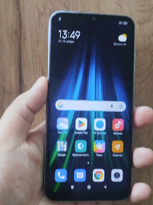 Продам Redmi note 8 всё тянет