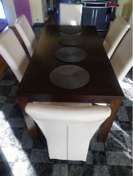 Vând masă living,sufragerie-bucătărie cu 4 sau 6 scaune