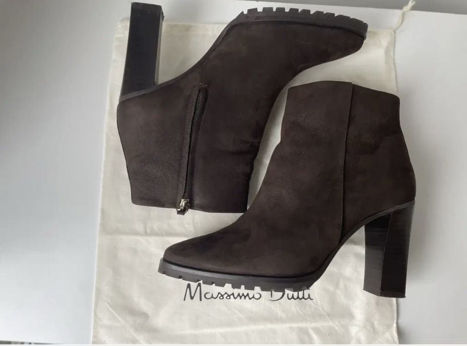 Кафяви боти на Massimo Dutti