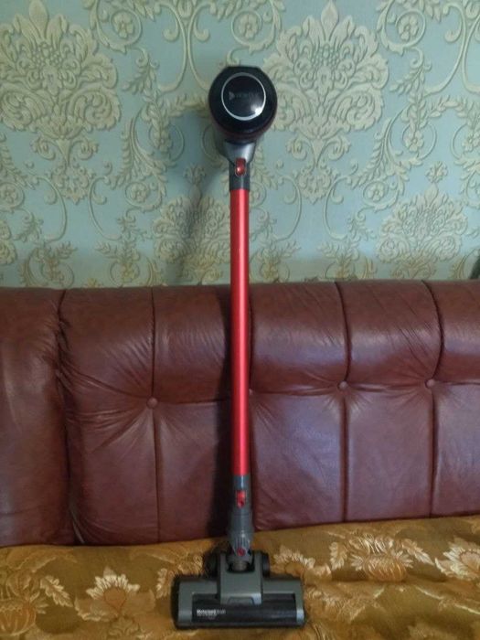 Продается беспроводной пылесос