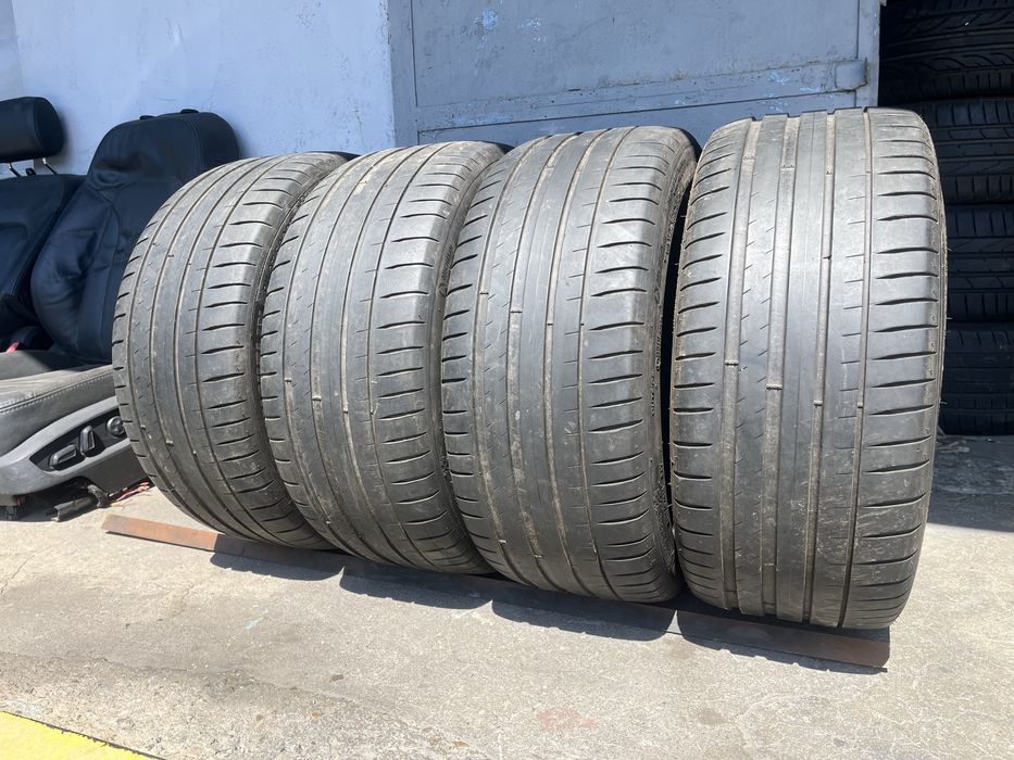 4 бр. летни гуми 245/40/18 Michelin PS4 AO 4-5 mm DOT 2117