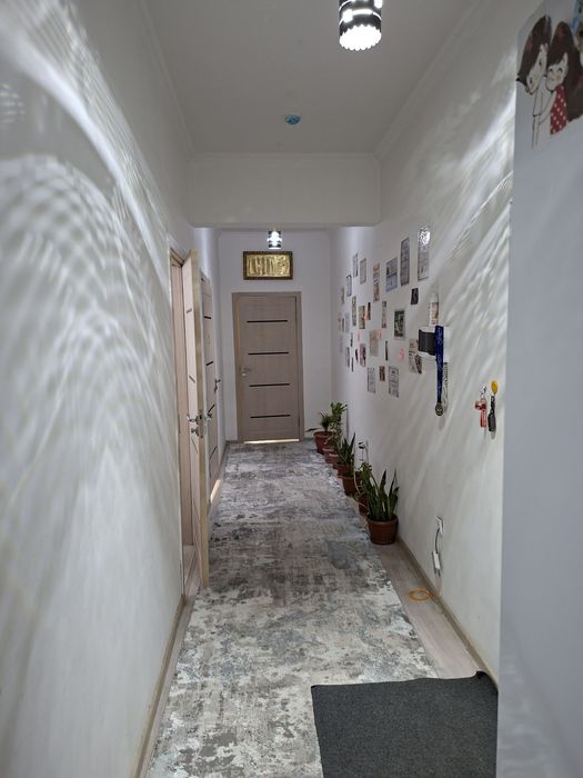 Uy sotiladi (Sergeli) Yangi xayot tumani yangi darxon maxallasida 
Are