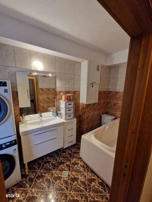 Casa individuala 6 camere persoana fizica zona Unirii - str. Cuza Voda
