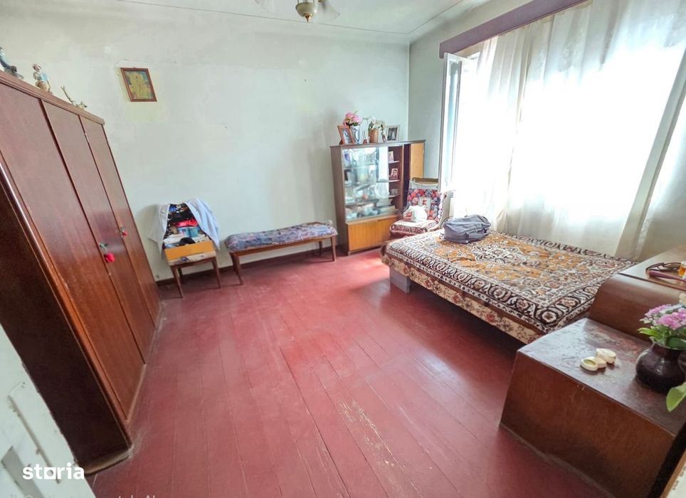 COMISION 0, Casa, 61 mp, 280 mp teren, Targoviste, Micro1