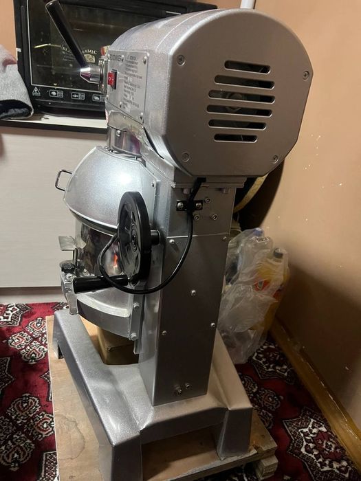 Mikser sotiladi 20 kg, toza ishltilmagan arginal