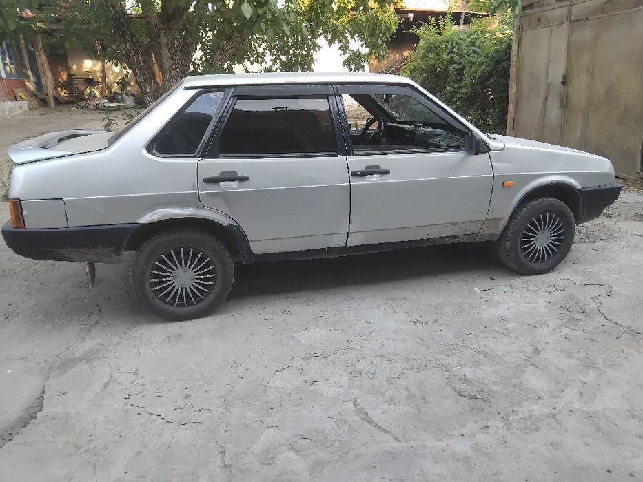 Samara Vaz 21099