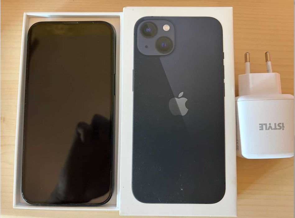 iPhone 13 Midnight Blue / 128 GB / 84% Battery Health