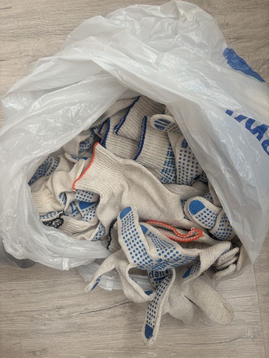 Продается  зим.спец.куртка .Торг!!!
