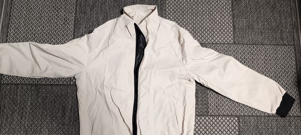 Продам мужской бомбер