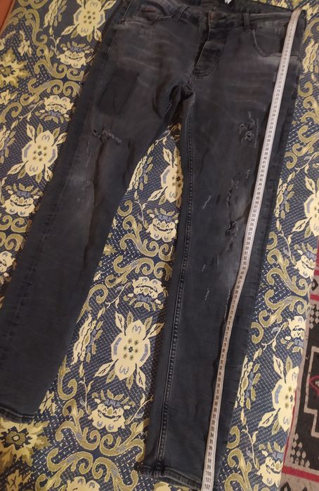 Мъжки  ефектни дънки