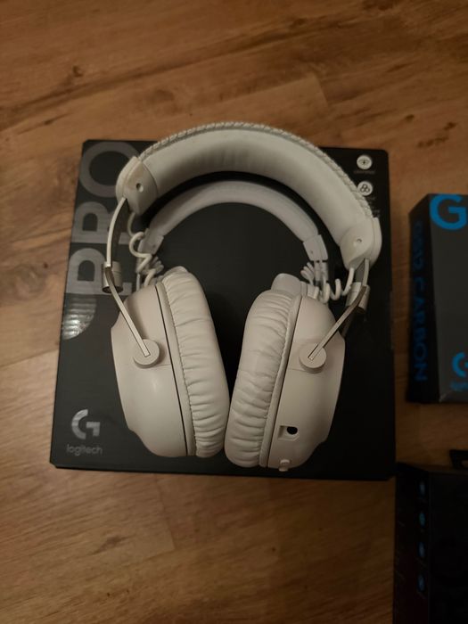 Vând căști Logitech Pro X2 Lightspeed
