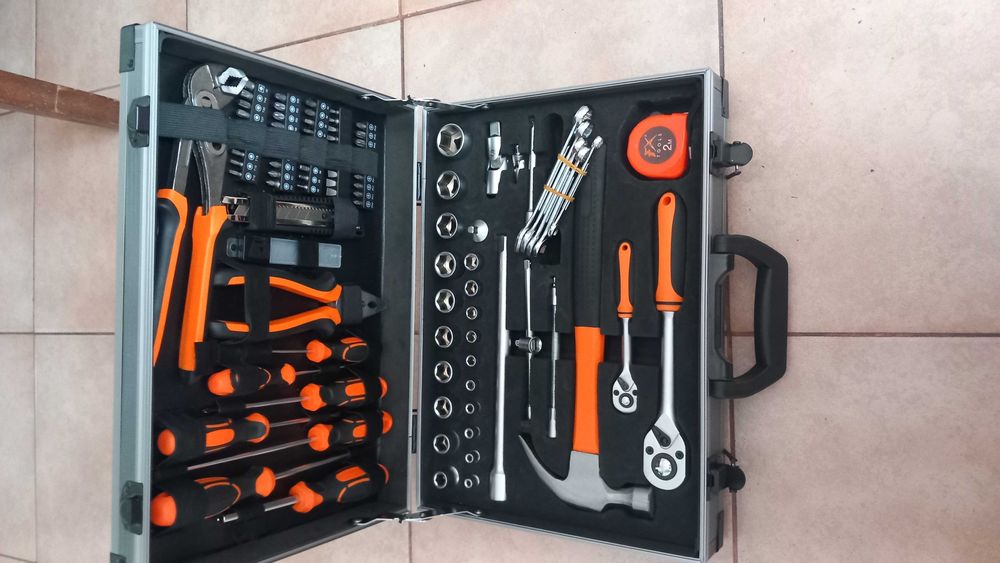 Trusa scule profesionala