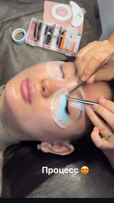 Наращивание ресниц