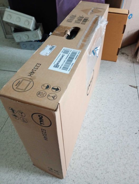 Monitor DELL 23 inchi, model E2314HF, in stare noua.