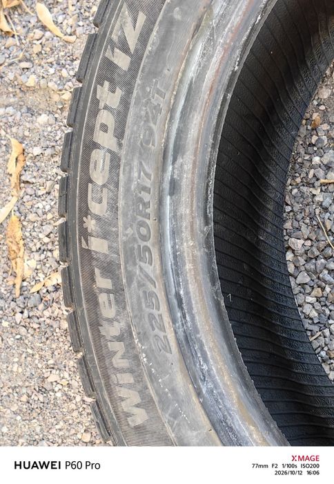 Шины зимние 225/50  R17  4 шины