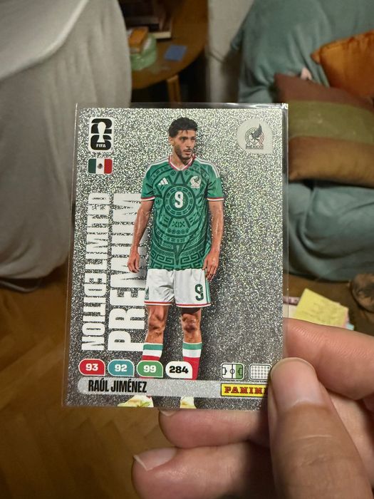 Panini Adrenalyn XL FIFA World Cup: Попълни колекцията си!