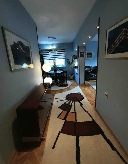 Дава се под наем Тристаен апартамент в Пловдив, Южен - 90 кв.м за 341.7 € - Снимка #2