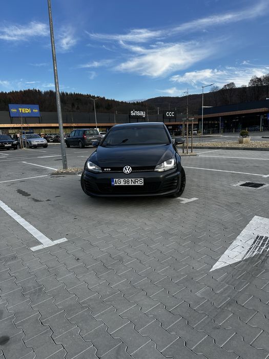 Vând VW Golf 7 GTD 184 CP