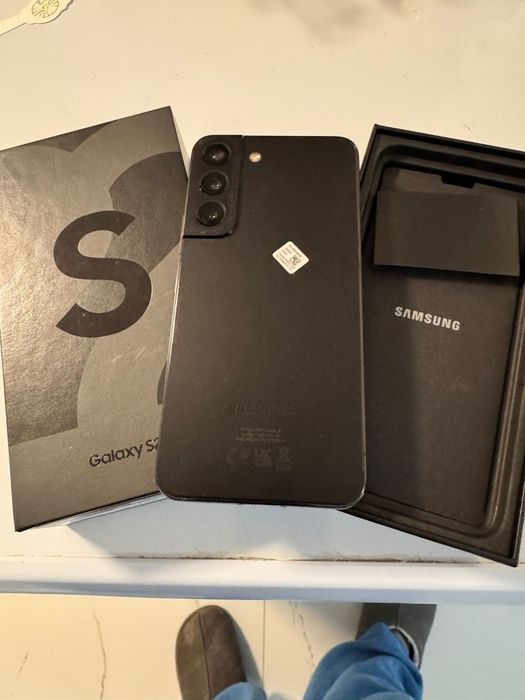 Galaxy s22 8gb/256gb stare foarte bună!