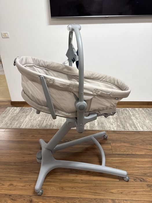 Cosulet multifunctional 5 in 1 Chicco Baby Hug Pro, Gri, 0luni+