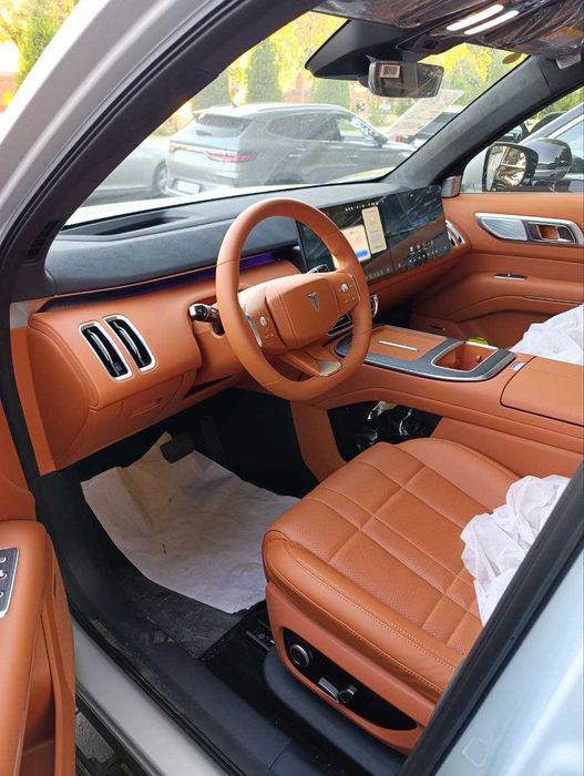 Deepal S09 Ultra 2025г! Черный / Оранжевый! Без пробега! Нотариус!