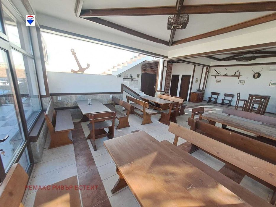 Дава се под наем Заведение в Русе, Промишлена зона - Запад - 160 кв.м за 499.8 € - Снимка #1