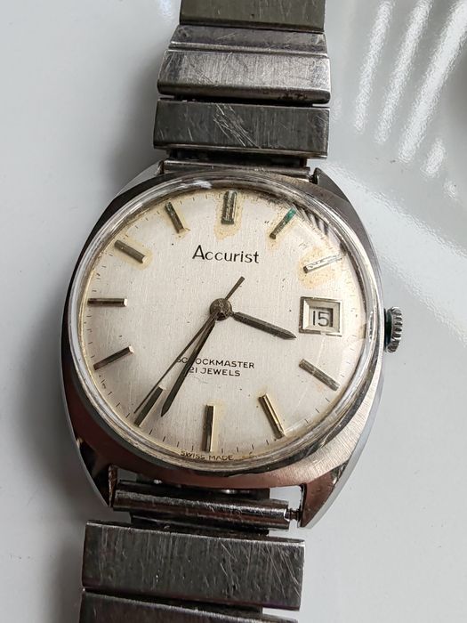 Ceas Accurist Calendar Manual 21 rubine, - Oțel 34 mm