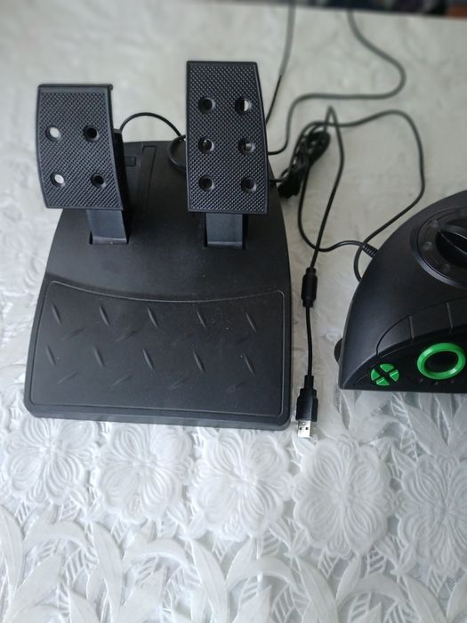 Vând Volan Gaming PC