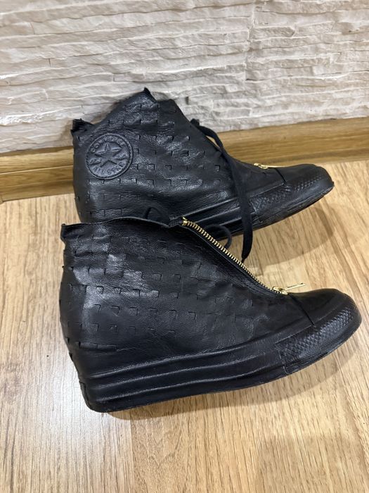 Уникални  Converse Chuck Taylor All Star LUX с вътрешна платформа
