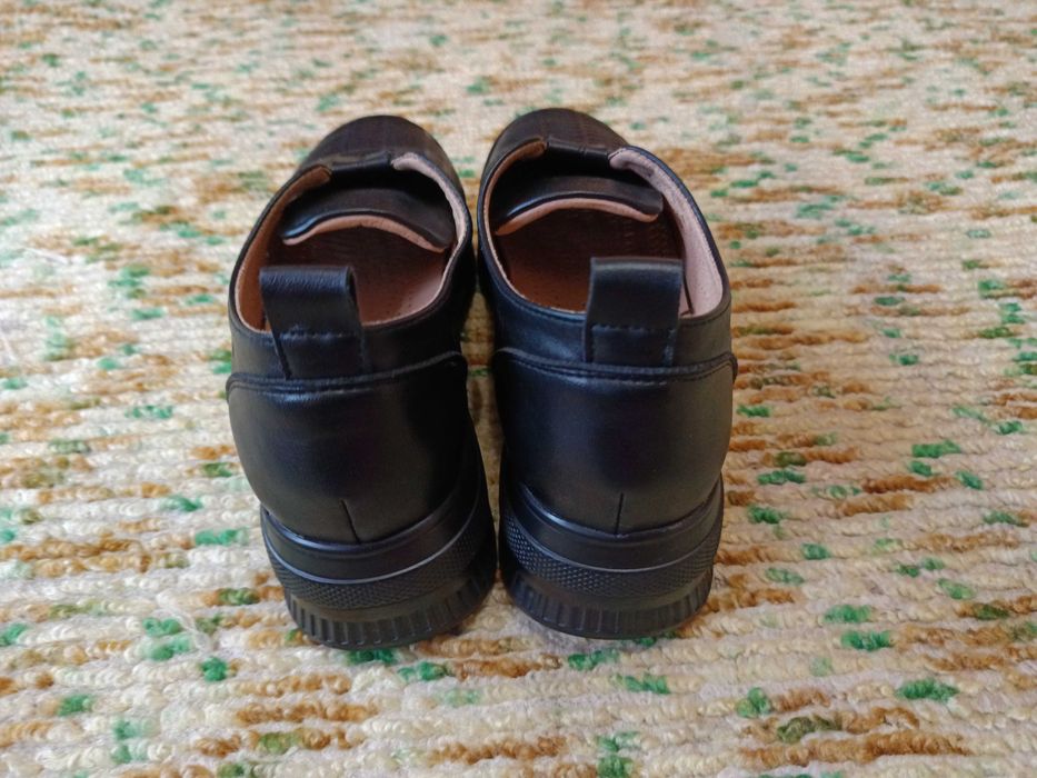 Дамски пролетно-есенни обувки