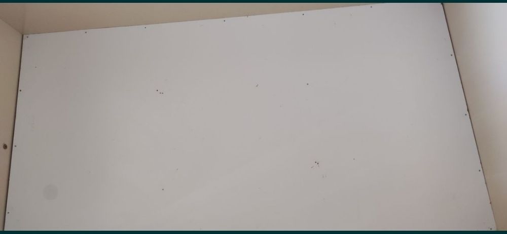 Detskiy kravat sotiladi