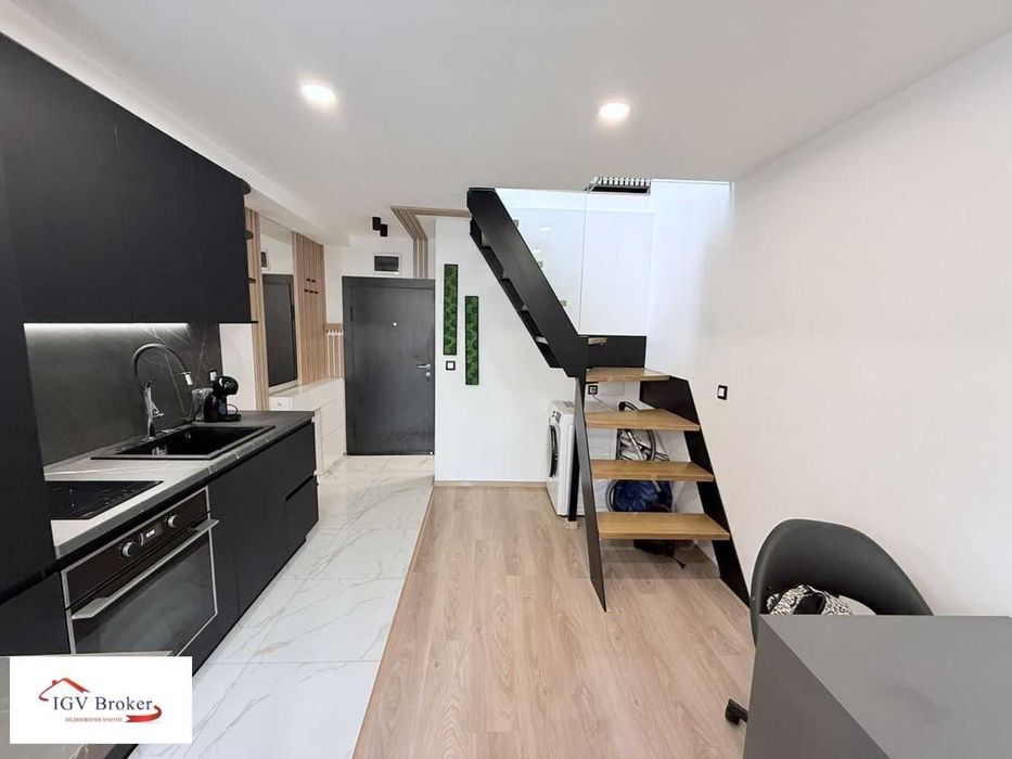 Мезонет под наем в Центъра