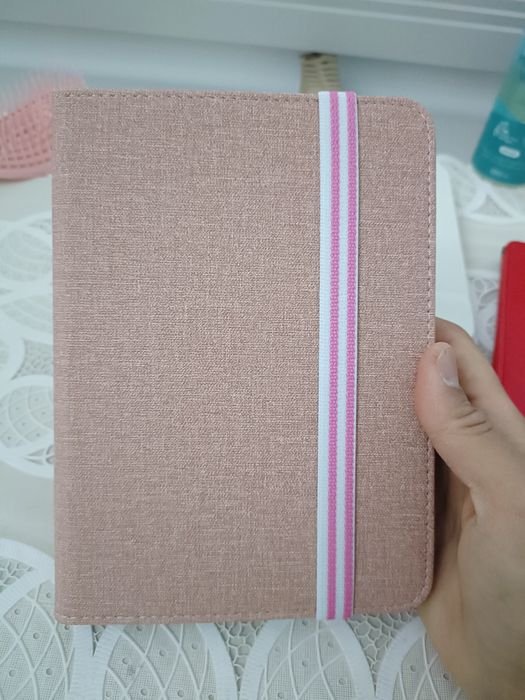 Продам электронную читалку Pocketbook.