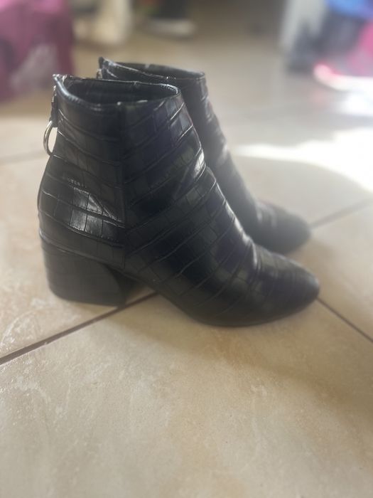 Дамски боти